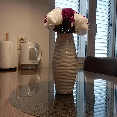 Family Time Apartment Split