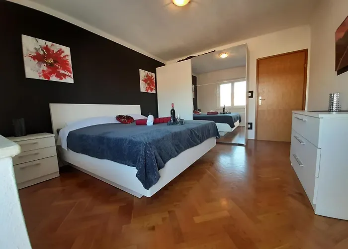 Apartman Family Time Split